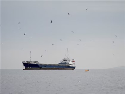 伊朗炮艇襲擊阿曼外海貨櫃輪　艦橋毀損尚無人員傷亡