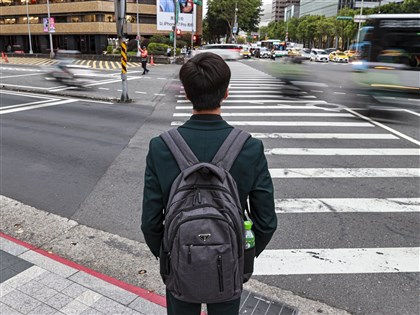 年後轉職潮3月失業率升至3.34%　仍創26年同月新低