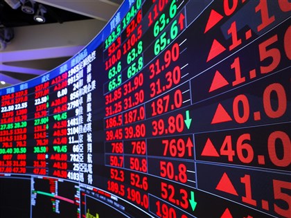台股爆1.4兆天量等多項紀錄　法人關注美伊戰事發展