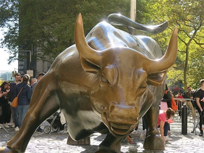 美股費半指數連16紅　AI熱潮下創1994年以來最長連漲紀錄