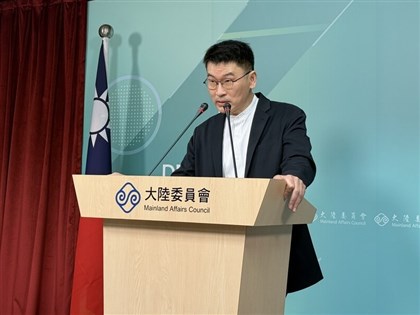 總統出訪受阻鄭麗文稱外交挫敗　梁文傑：她到底站在哪一邊？