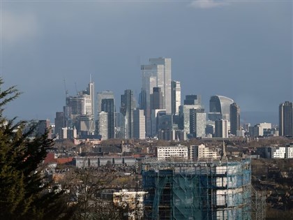 英國縮減赤字有成　專家示警中東戰爭恐推升舉債成本