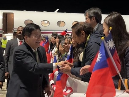 林佳龍任總統特使抵達史瓦帝尼　將參與史王慶典[影]