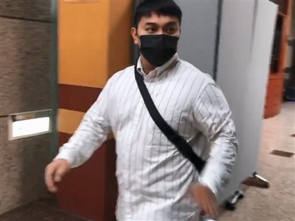 邱軍酒駕撞死人開庭認罪 曾回經紀人「看那些人站哪」