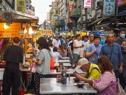 AI需求強勁3月景氣燈號連4紅　國發會看好經濟續穩健