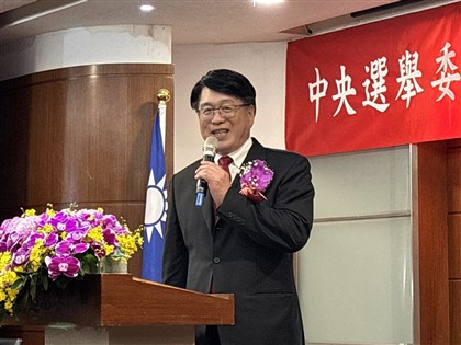 游盈隆指國籍法處理陸配參政牽強　內政部：依法行政