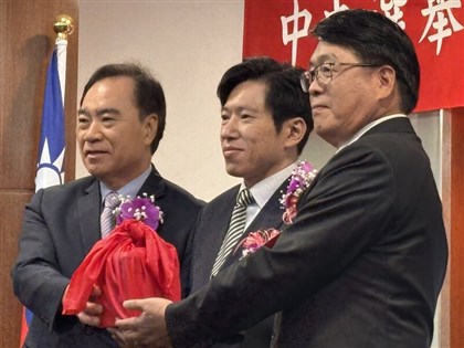 游盈隆：中選會6挑戰　用國籍法處理陸配參政權牽強