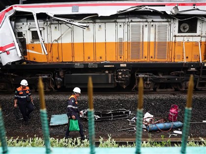 印尼列車相撞增至14死84傷　罹難者全為女性
