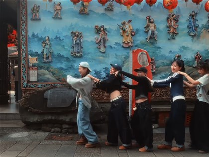 韓百萬YouTuber金針菇推新歌　把台灣日常寫進歌詞