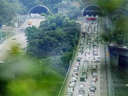 勞動節連假第2天　國道上午8路段易壅塞
