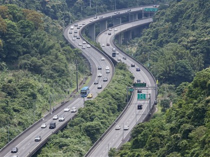 勞動節連假收假日　午後國道11路段易壅塞