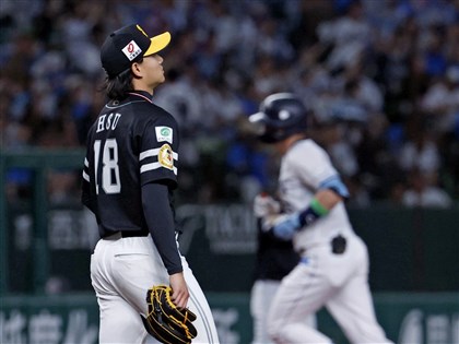徐若熙先發挨2轟失7分　對決林安可飆速157公里[影]