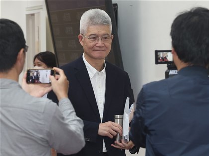 「不具職務身分」被請出議場  胡元輝深憂公媒處境