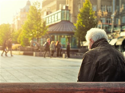 國保65歲身故 勞保局:生前申請至少領1個月年金