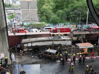 曼谷火車撞巴士8死　列車司機無照且毒品尿檢陽性