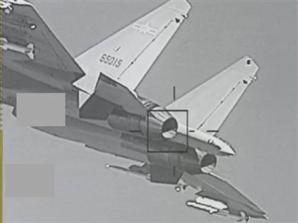 中共機艦戰備警巡　國軍公布F-16狙擊手莢艙監控畫面
