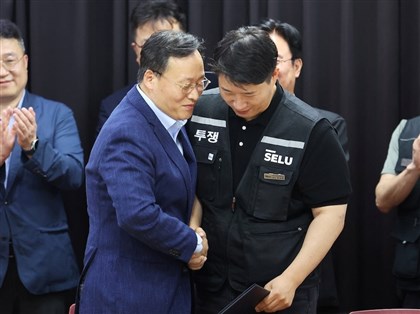 三星電子驚險達勞資協議 員工最高年領1400萬獎金