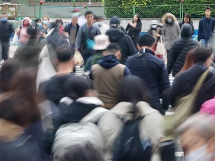 4月失業率3.3%　終止連2升