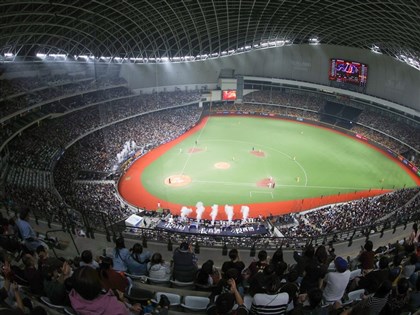 大巨蛋PSY演唱居民怨晃動　北市限期遠雄研議改善