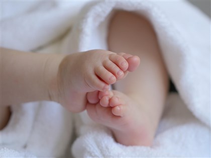 人口對策新戰略　產假擴大為12週、增職代津貼