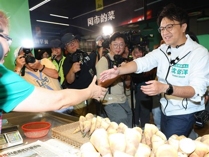活絡大龍市場　沈伯洋：內外攤動線斷裂可重新設計