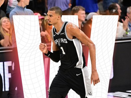 NBA總冠軍戰尼克嚴陣以待　溫班亞馬圓夢路充滿挑戰