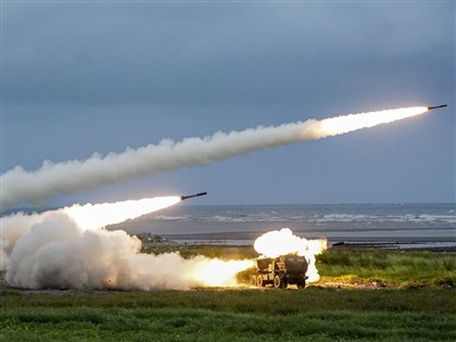 早安世界》海馬士台灣西岸實彈射擊　模擬跨區增援頓挫敵軍