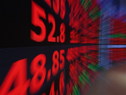 外資終結連6賣轉買 敲進主動ETF、調節電子股