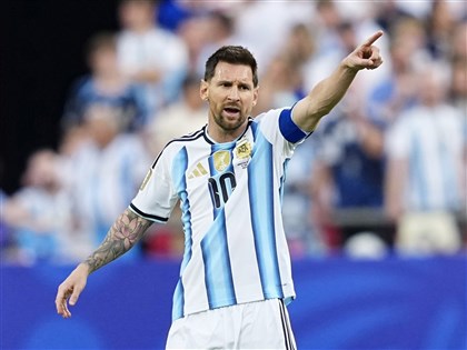 梅西未受罰梓瓦內禁賽3場　南非教頭批FIFA雙標
