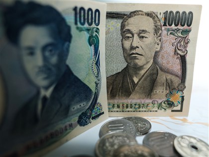 日圓逼近40年新低 日本財相暗示將干預支撐匯率
