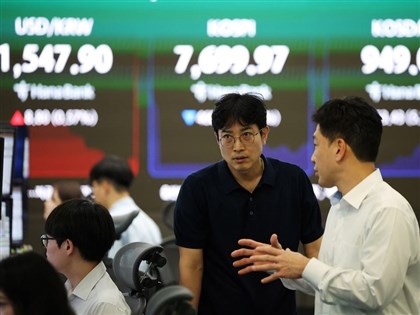 韓股暴跌觸發熔斷暫停交易 收盤重摔10%領跌亞股