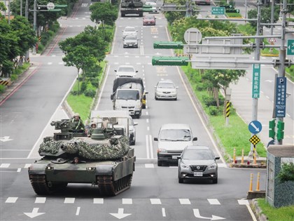 國軍立即備戰操演第4天　M1A2T首度參與、進駐戰術位置【圖輯】