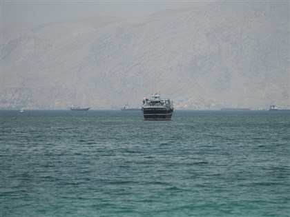 長榮海運長麗輪荷莫茲海峽遇襲　國際海事組織暫停護航行動