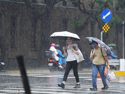 對流發展旺盛　15縣市大雨特報