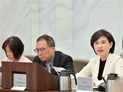 鄭麗君：拚來台旅客930萬人次　觀光產值9000億