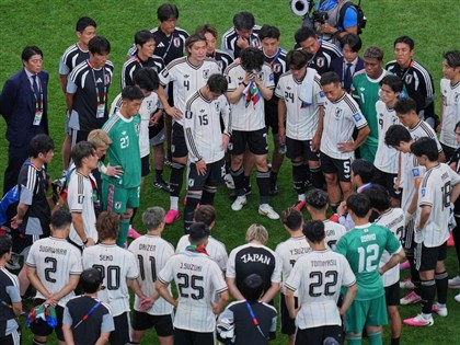 世界盃傷停補時遭巴西絕殺  日本球員倒地痛哭