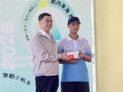 跨越黑潮探索大航海連結　蘇澳10學生搭帆船航向沖繩