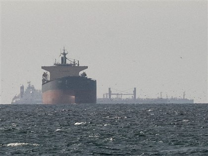荷莫茲海峽船隻遇襲 美撤銷伊朗石油臨時制裁豁免