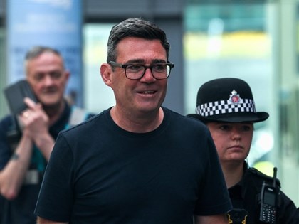 柏南工黨黨魁提名戰獲多數議員支持　幾篤定接任英相