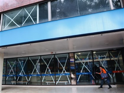 颱風巴威侵襲全台36傷　多騎車自摔或防颱整備跌砸傷