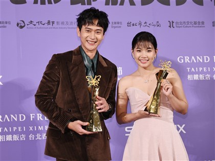 劉冠廷摘北影影帝淚謝太太孫可芳 林怡婷封影后