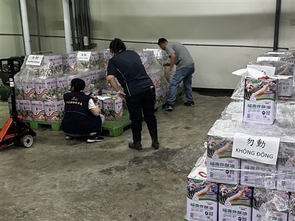 早安世界》中聯案增至5批油品下架　政院把關食安擬修法加嚴檢驗
