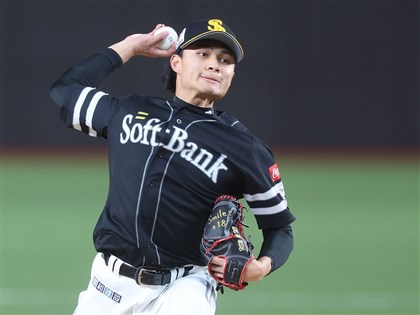 徐若熙完成椎間盤手術 歸隊預估需2至3個月