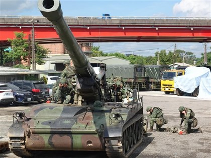 聯合防禦操演 陸軍M110自走砲執行要域火殲