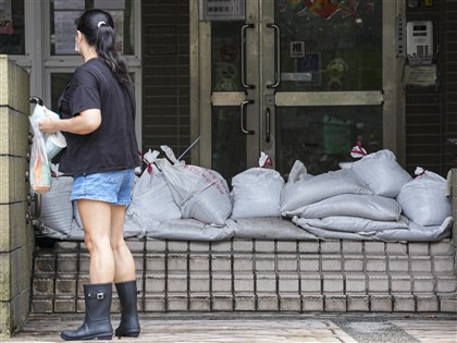 颱風假惹議是否修法 政院:現行停班停課標準明確