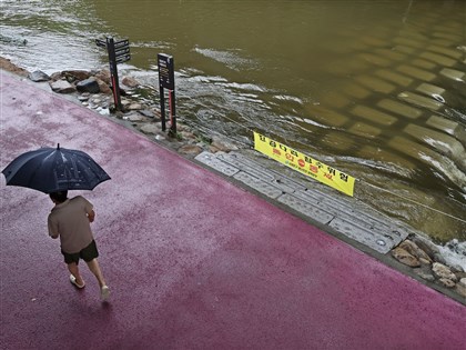 韓國多地豪雨傳災情 總理韓聖淑指示迅速復原