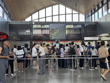 萬里溪堰塞湖溢流時間延後　台鐵18日全線正常行駛