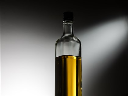 早安世界》中聯油案修食安法 擬增隱匿通報罰則、實驗室須24小時內通報