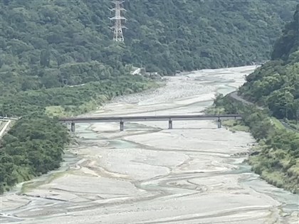 萬里溪堰塞湖紅色警戒 台鐵7/20中午前正常行駛