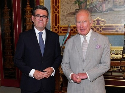 柏南正式成為英國首相